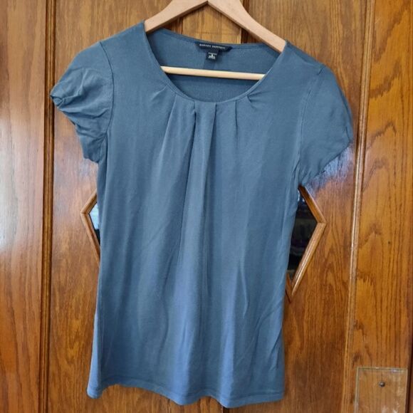 Banana Republic Puffed Short Sleeve Top Stretch - Picture 2 of 11
